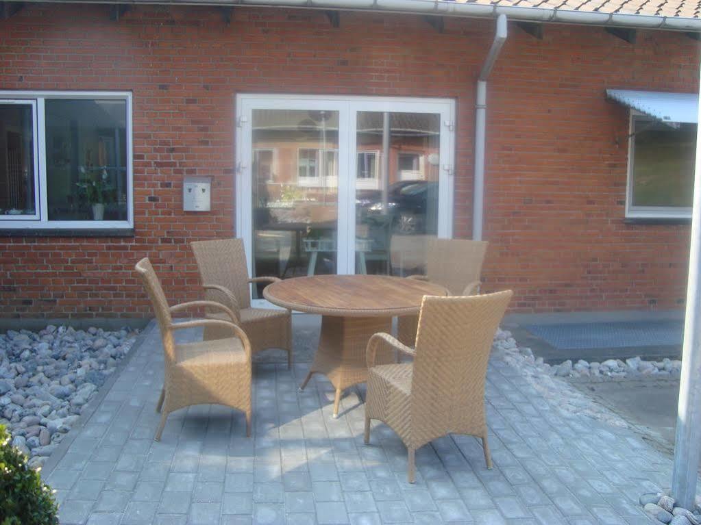 Hotel Hojbyso Екстер'єр фото